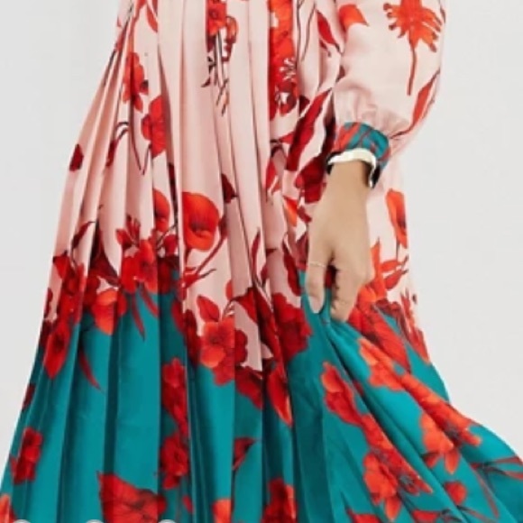 Ted Baker “Karolyn” dress. - Picture 6 of 7